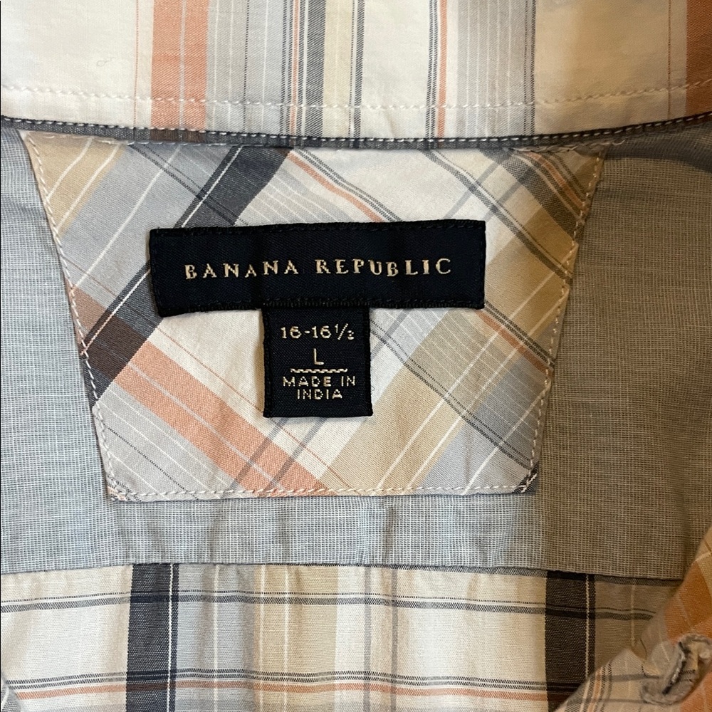 Banana Republic Men's Size Large Blue, Tan & White Plaid Button-Down Shirt - Picture 2 of 11